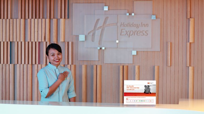 <b>Holiday Inn Express City Center Lobby</b>. Images powered by <a href="https://www.leonardoworldwide.com/" title="Leonardo Worldwide" target="_blank">Leonardo</a>.