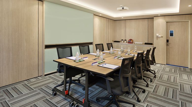 <b>Holiday Inn Express City Center Meeting</b>. Images powered by <a href="https://www.leonardoworldwide.com/" title="Leonardo Worldwide" target="_blank">Leonardo</a>.