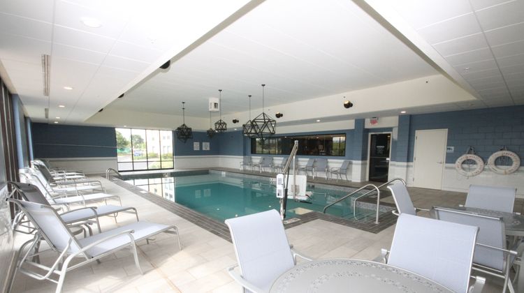 Holiday Inn Express Pool