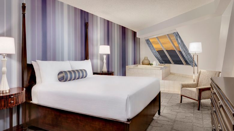 Luxor Hotel & Casino- First Class Las Vegas, NV Hotels- GDS Reservation  Codes: Travel Weekly