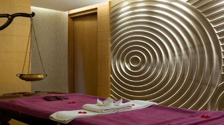 Crowne Plaza Greater Noida Spa