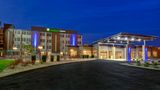 Holiday Inn Express Airport Expo Center Exterior