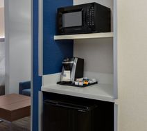 Holiday Inn Express & Suites Chico Lobby