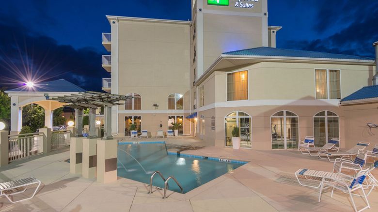 <b>Holiday Inn Express & Stes Asheville SW Pool</b>. Images powered by <a href="https://www.leonardoworldwide.com/" title="Leonardo Worldwide" target="_blank">Leonardo</a>.