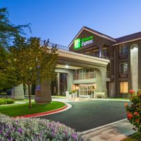 Holiday Inn Express Lancaster