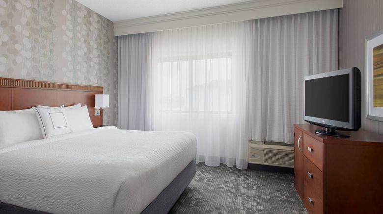 <b>Courtyard Syracuse Carrier Circle Suite</b>. Images powered by <a href="https://leonardo.com/" title="Leonardo Worldwide" target="_blank">Leonardo</a>.