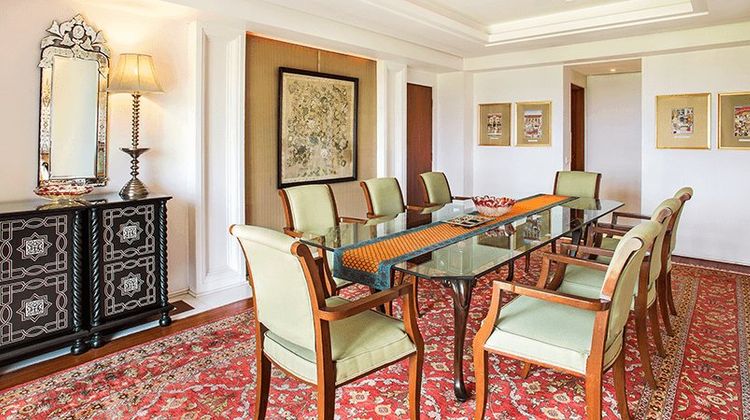 The Oberoi Amarvilas Restaurant