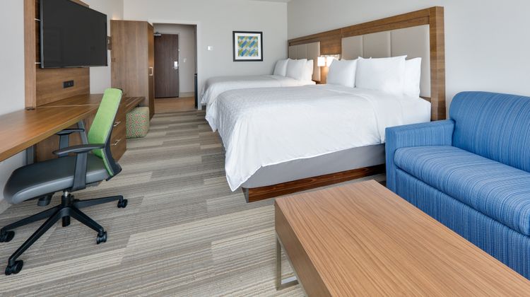 Holiday Inn Express Fort Worth-Northlake Suite
