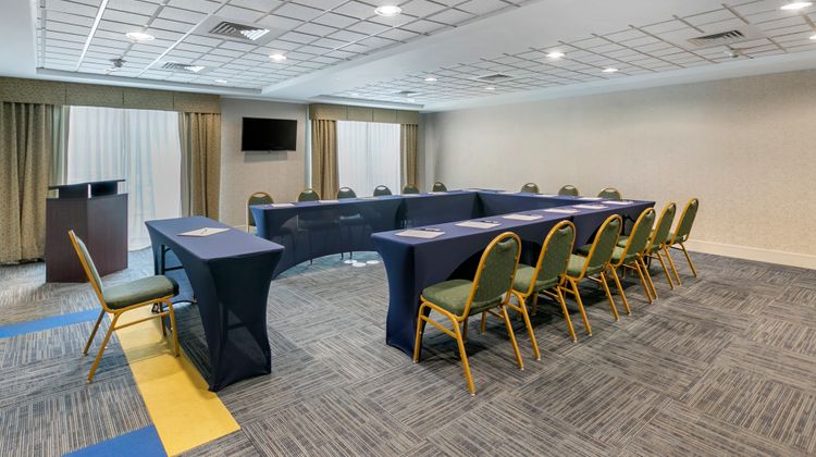 Holiday Inn Express Hotel & Suites Meeting