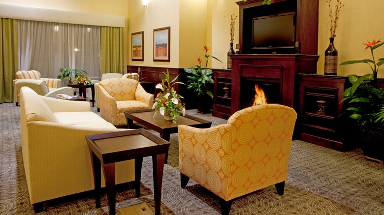 <b>Holiday Inn Express Hotel & Suites Lobby</b>. Images powered by <a href="https://www.leonardoworldwide.com/" title="Leonardo Worldwide" target="_blank">Leonardo</a>.