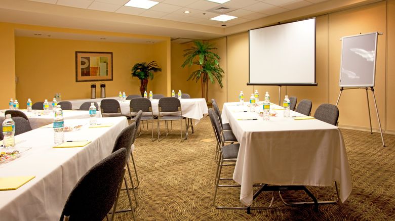 <b>Holiday Inn Express Hotel & Suites Meeting</b>. Images powered by <a href="https://www.leonardoworldwide.com/" title="Leonardo Worldwide" target="_blank">Leonardo</a>.