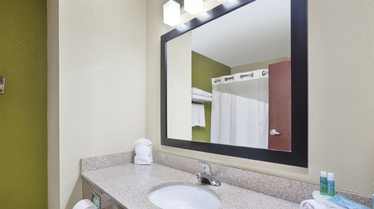 Holiday Inn Express Room