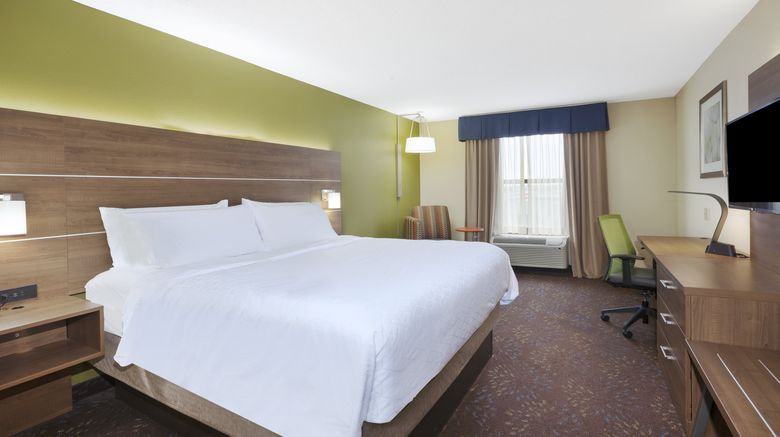 <b>Holiday Inn Express Room</b>. Images powered by <a href="https://www.leonardoworldwide.com/" title="Leonardo Worldwide" target="_blank">Leonardo</a>.