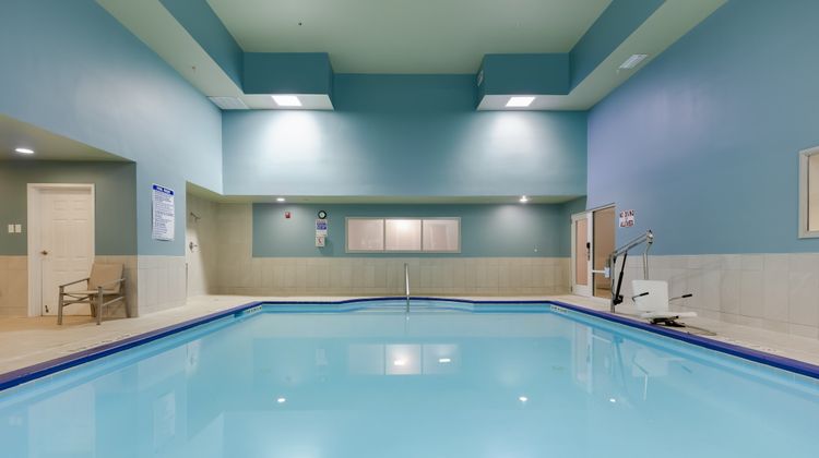 Holiday Inn Express Alpharetta-Roswell Pool