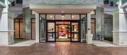 Holiday Inn Houston NE-Bush Airport Area Exterior