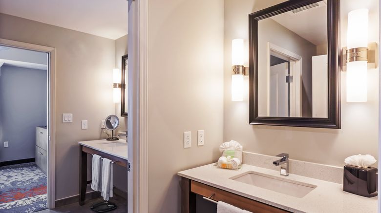 <b>Holiday Inn Houston NE-Bush Airport Area Suite</b>. Images powered by <a href="https://www.leonardoworldwide.com/" title="Leonardo Worldwide" target="_blank">Leonardo</a>.