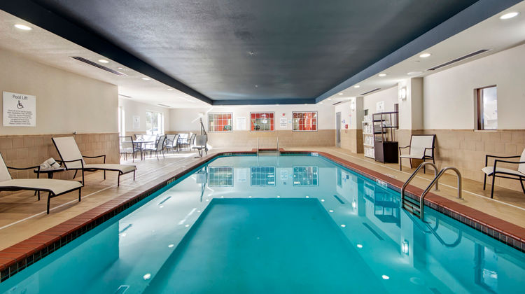 Holiday Inn Express & Suites OKC North Pool