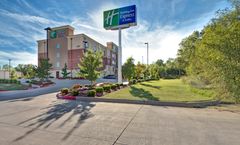 Holiday Inn Express & Suites OKC North