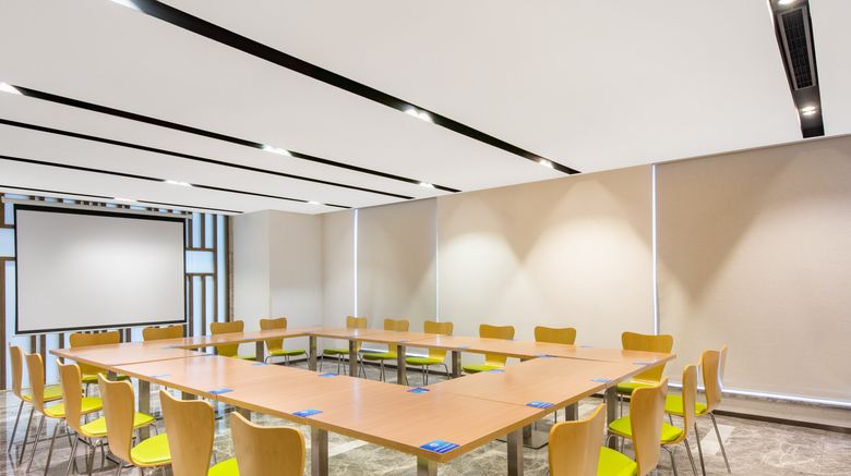 <b>Holiday Inn Express Hangzhou Huanglong Meeting</b>. Images powered by <a href="https://www.leonardoworldwide.com/" title="Leonardo Worldwide" target="_blank">Leonardo</a>.