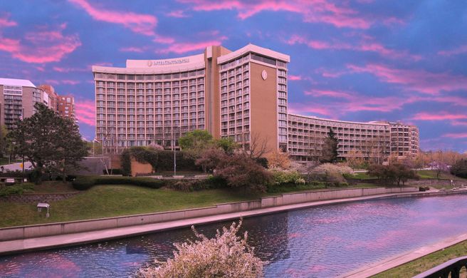 InterContinental Kansas City Exterior