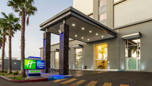 Holiday Inn Express/Suites Ciudad Obrego
