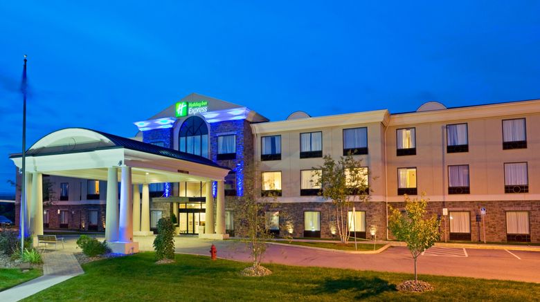 <b>Holiday Inn Express Hotel & Suites Exterior</b>. Images powered by <a href="https://www.leonardoworldwide.com/" title="Leonardo Worldwide" target="_blank">Leonardo</a>.