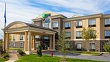 Holiday Inn Express Hotel & Suites Exterior