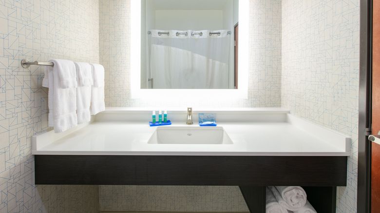 <b>Holiday Inn Express Seaside Conv Center Room</b>. Images powered by <a href="https://www.leonardoworldwide.com/" title="Leonardo Worldwide" target="_blank">Leonardo</a>.