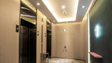 Holiday Inn Express High Tech Lobby