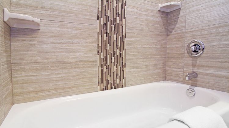 Holiday Inn Express & Suites NW Room