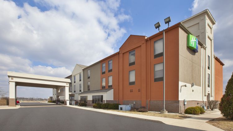 Holiday Inn Express Exterior