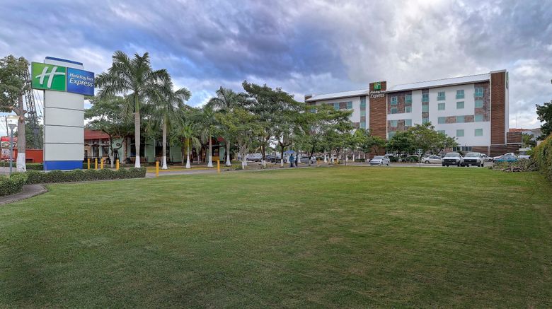 <b>Holiday Inn Express Villahermosa Tabasco Exterior</b>. Images powered by <a href="https://www.leonardoworldwide.com/" title="Leonardo Worldwide" target="_blank">Leonardo</a>.