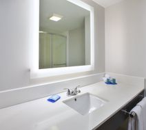 Holiday Inn Express Room