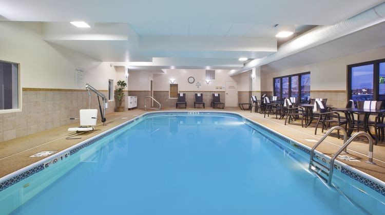 Holiday Inn Express Pool