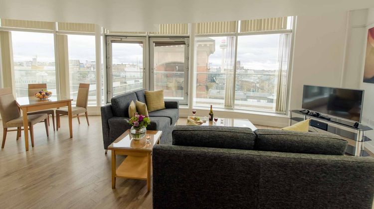 Premier Suites Liverpool Room