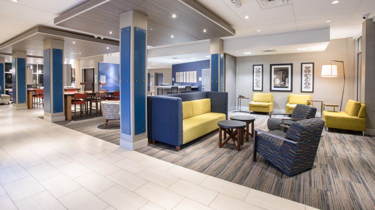 Holiday Inn Express & Suites Denver NE Lobby