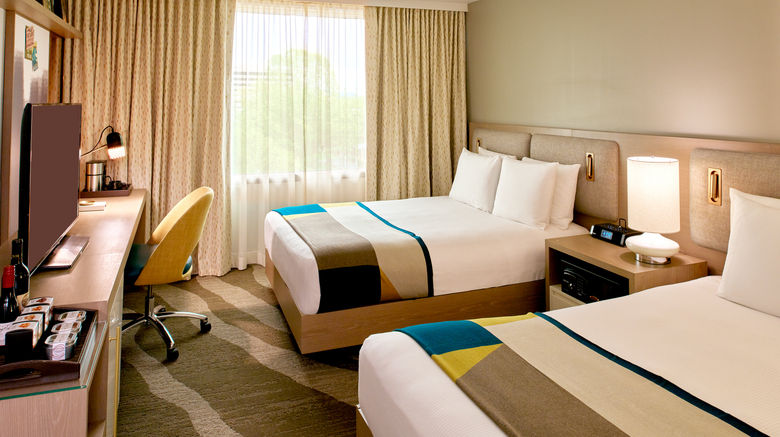 <b>The Hotel Zags Portland Room</b>. Images powered by <a href="https://www.leonardoworldwide.com/" title="Leonardo Worldwide" target="_blank">Leonardo</a>.