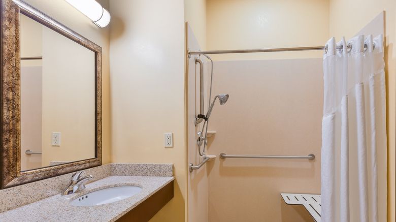 <b>Holiday Inn Express Suites Salina Room</b>. Images powered by <a href="https://www.leonardoworldwide.com/" title="Leonardo Worldwide" target="_blank">Leonardo</a>.