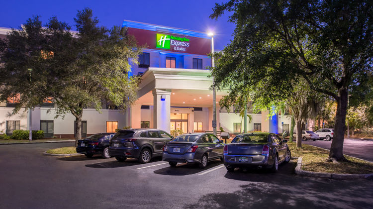 Holiday Inn Express Anderson Rd/Veterans Exterior