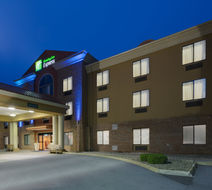 Holiday Inn Express Charles Town Exterior