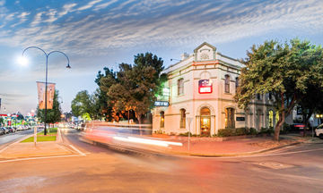 Prince of Wales Motor Inn