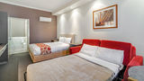 Prince of Wales Motor Inn Room