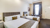 Prince of Wales Motor Inn Room