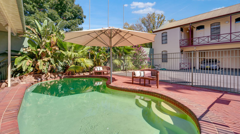<b>Prince of Wales Motor Inn Pool</b>. Images powered by <a href="https://www.leonardoworldwide.com/" title="Leonardo Worldwide" target="_blank">Leonardo</a>.