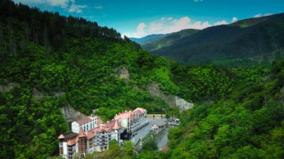 Crowne Plaza Borjomi