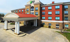 Holiday Inn Express Hotel & Suites
