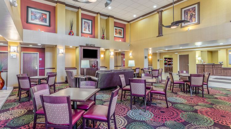 Holiday Inn Express Suites Restaurant