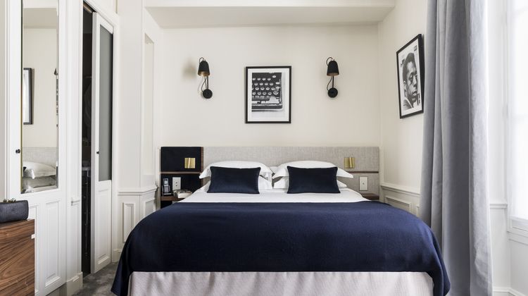 Hotel Verneuil Room