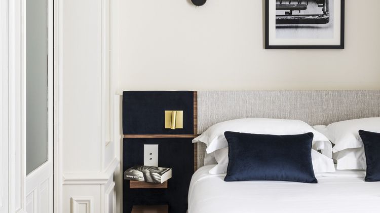 Hotel Verneuil Room