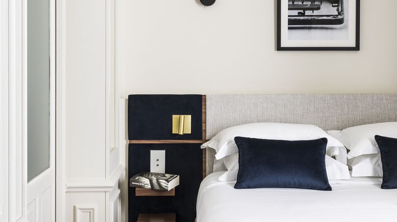 <b>Hotel Verneuil Room</b>. Images powered by <a href="https://www.leonardoworldwide.com/" title="Leonardo Worldwide" target="_blank">Leonardo</a>.